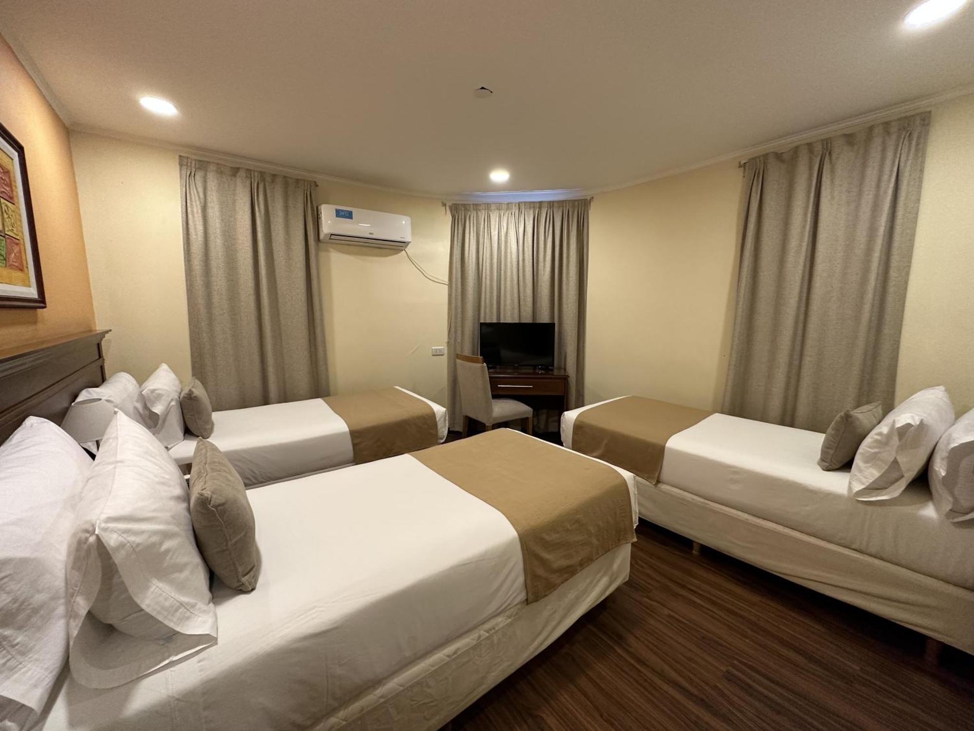 Ritz Hotel Mendoza Eksteriør billede